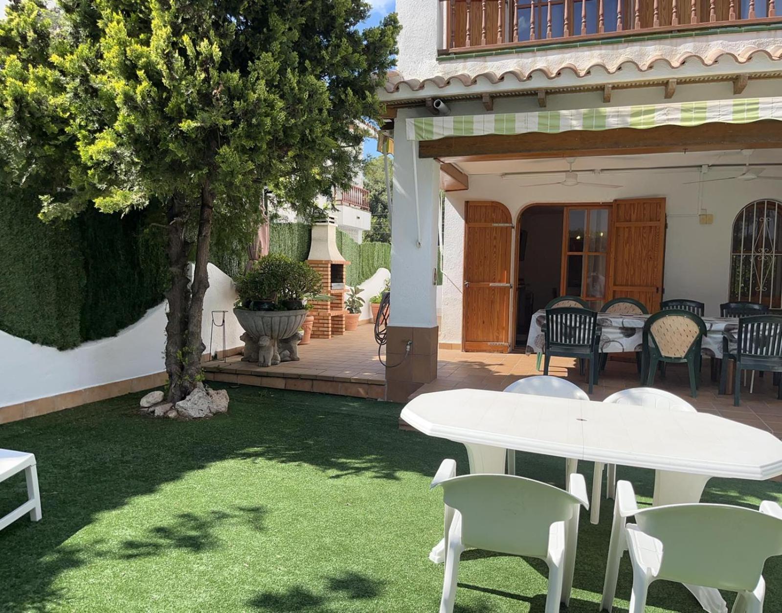 Wonderful Beach House With 2 Pools Villa Calafell Exteriör bild